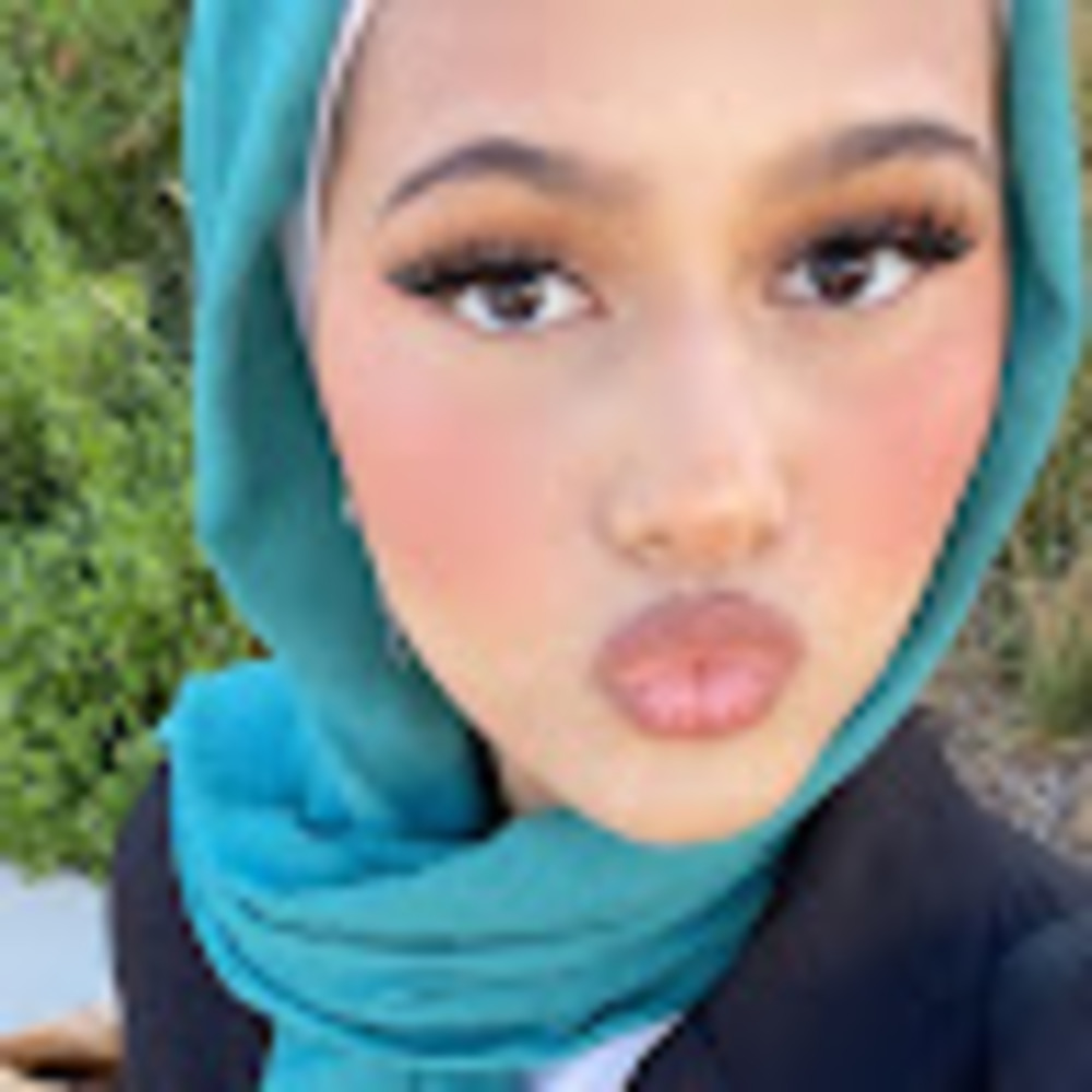 Meet your Posher, Sumayah
